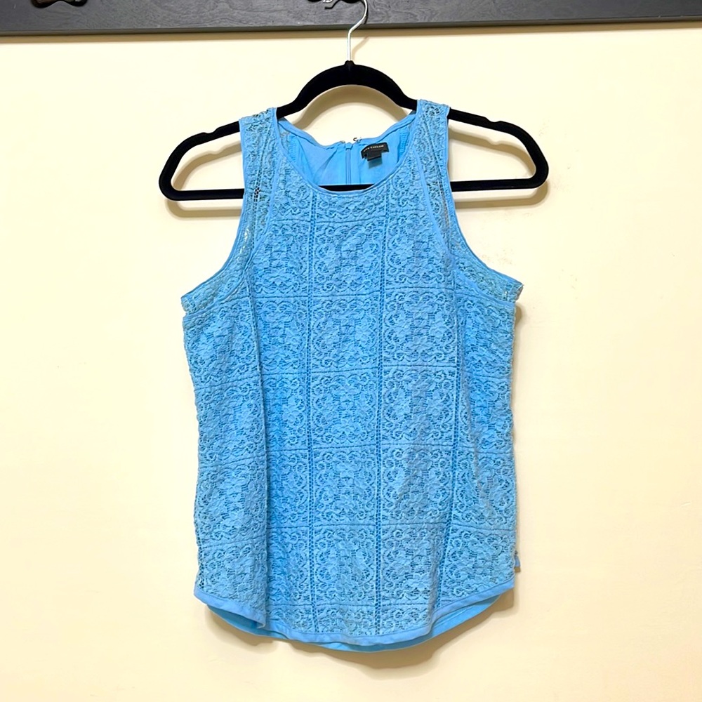 Ann Taylor Cute Blue Top!!